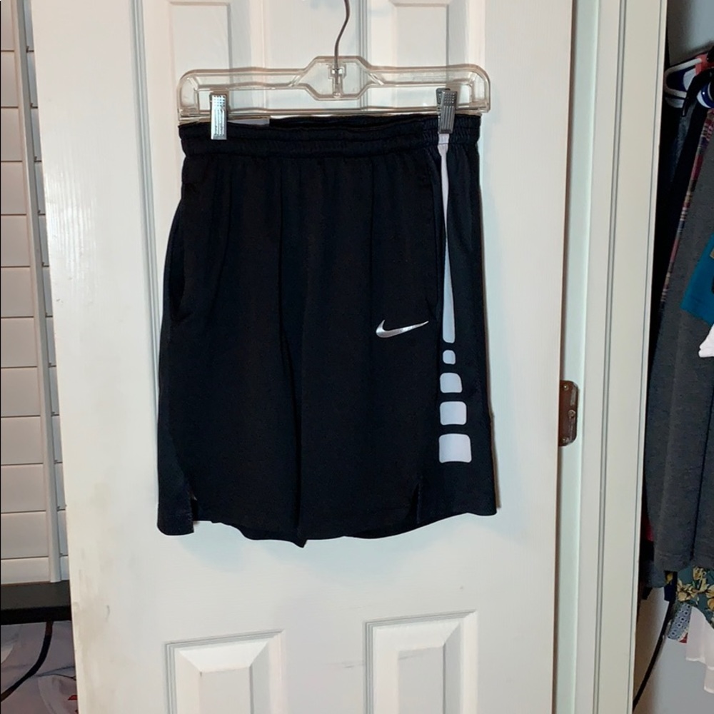 NIKE drive fit elite shorts black size M
